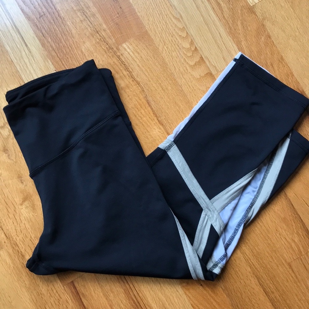 C9 BY CHAMPION MESH PANEL CAPRI?LEGGINGS
